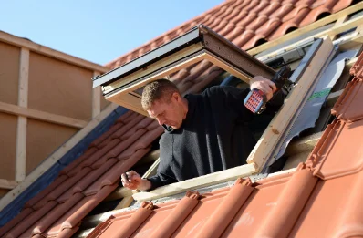 Pose de fenêtres de toit Velux à Gorges